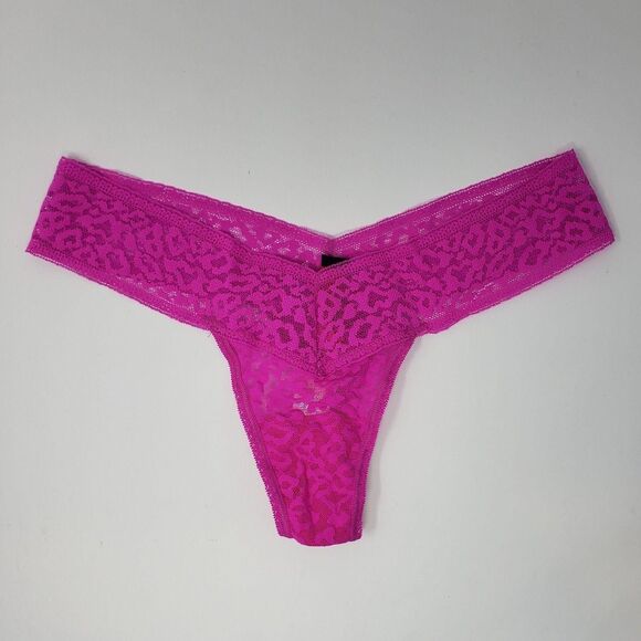 Victoria's Secret Thong Panties Womens One Size Pink The Lacie Lace Leopard NEW - Picture 3 of 9